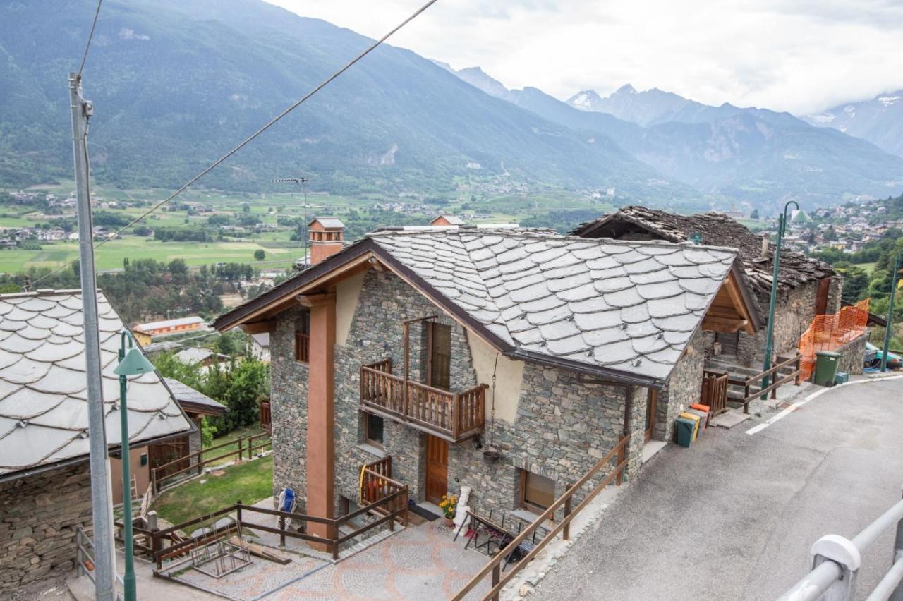 Casa Alpina - Sarre Διαμέρισμα Αόστα Εξωτερικό φωτογραφία